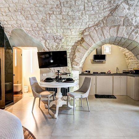 Malolu Luxurysuite 奥斯图尼 外观 照片