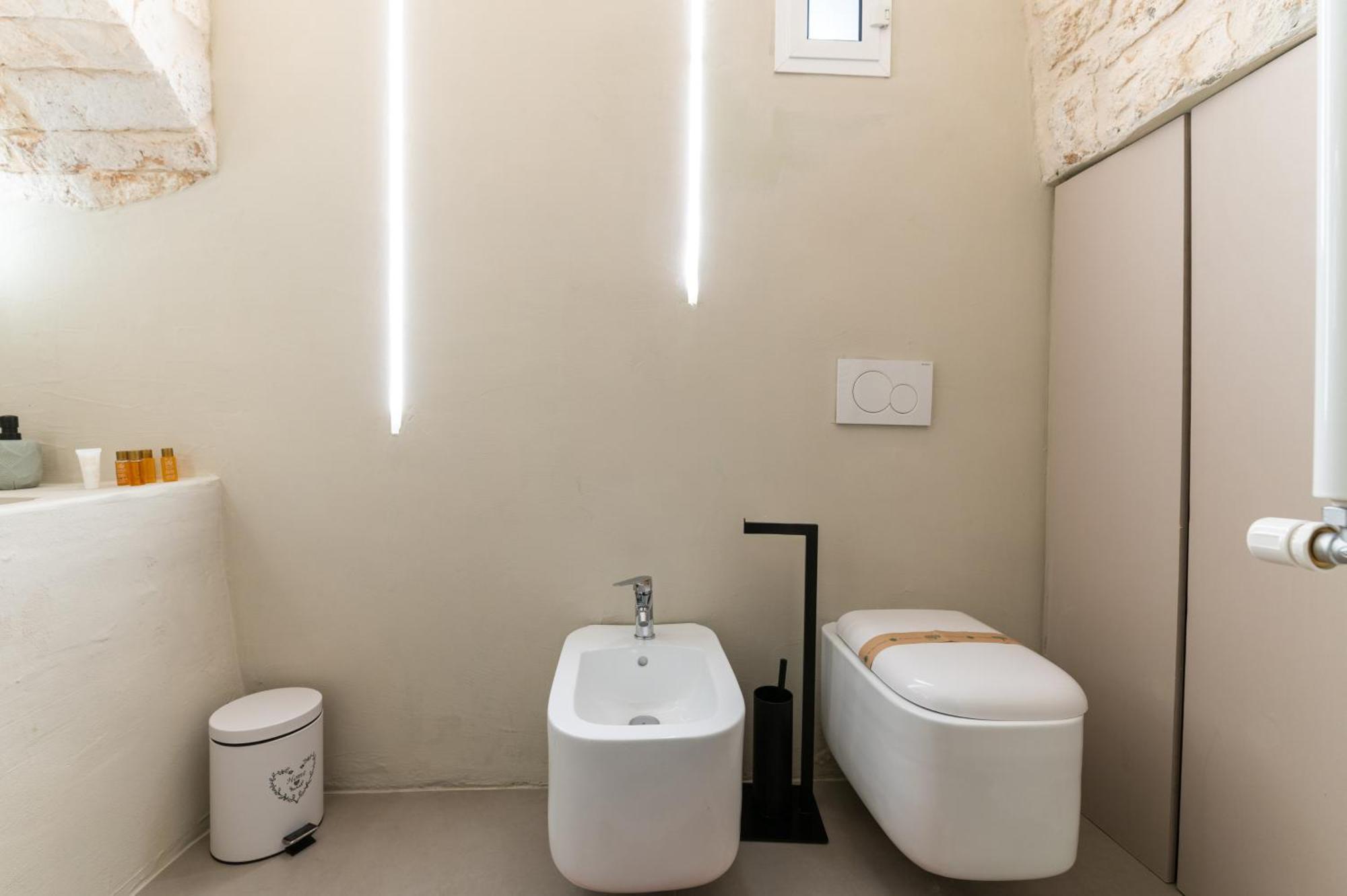 Malolu Luxurysuite 奥斯图尼 外观 照片