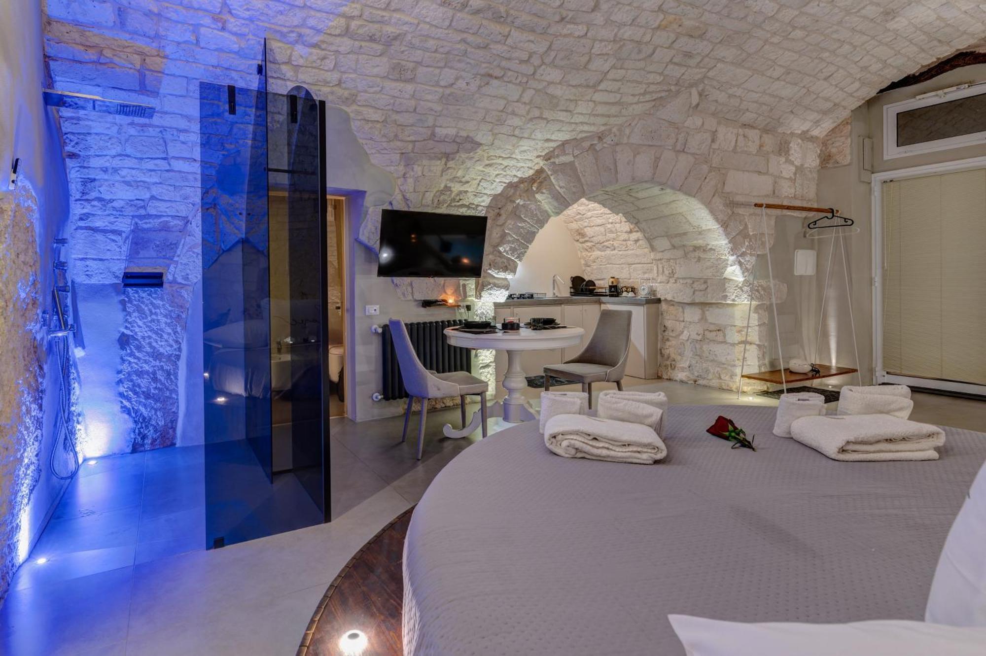 Malolu Luxurysuite 奥斯图尼 外观 照片